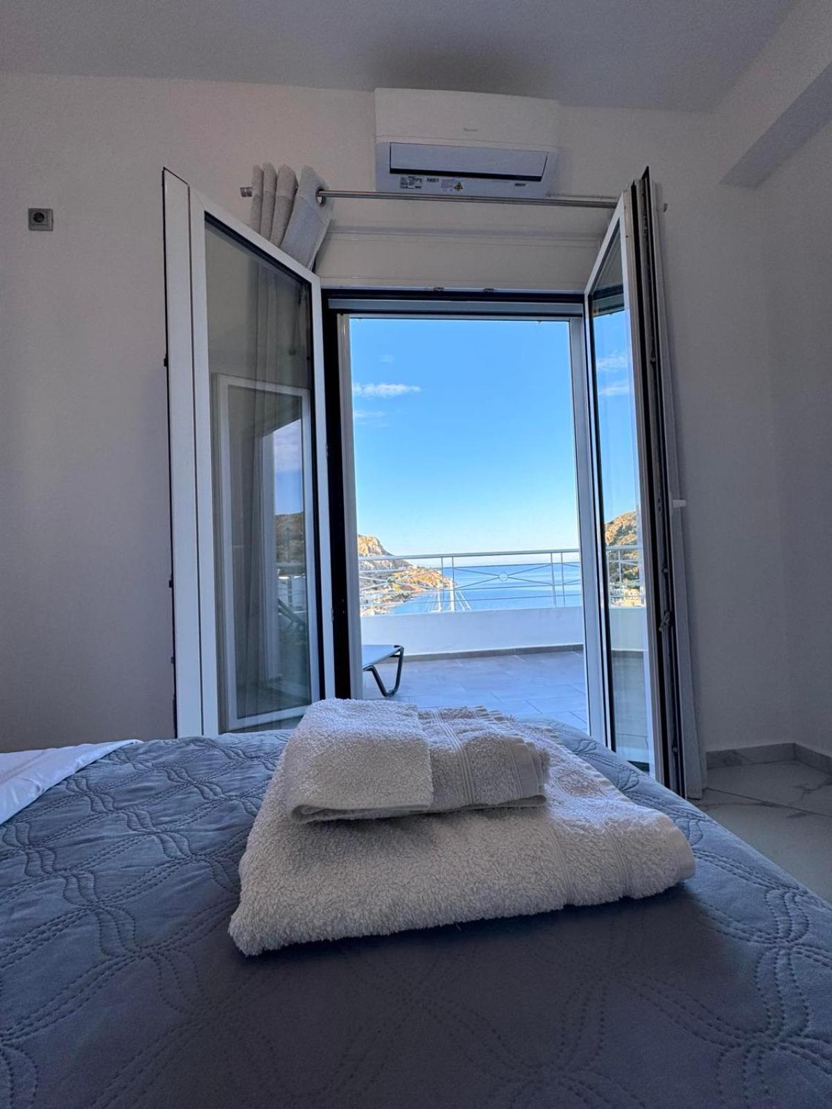 Infinity Blue Suite Panteli Exterior foto
